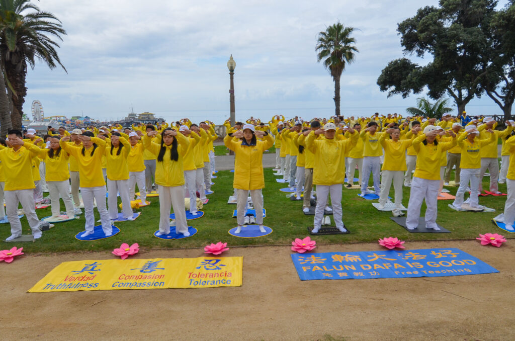 id14699288 newyeargreeting 09