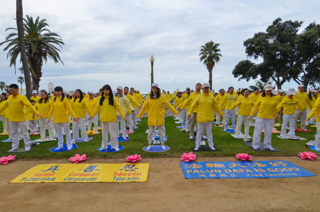 id14699291 newyeargreeting 08